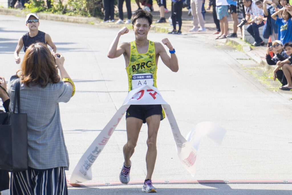 ハーフの部・男子 優勝 瑞慶覧伸哉さん